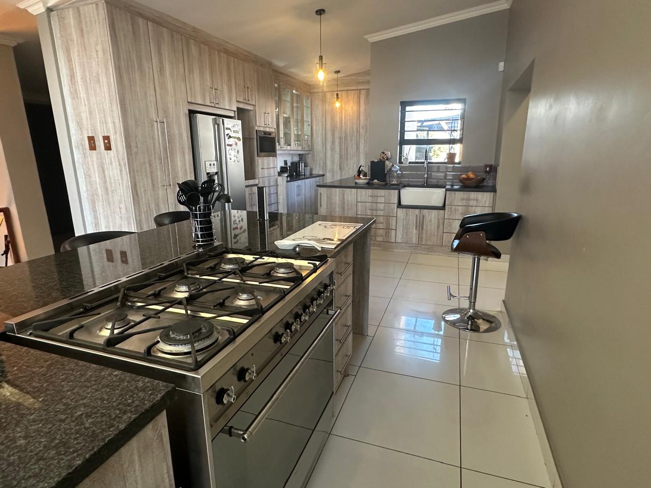 4 Bedroom Property for Sale in Bothasrus Eastern Cape